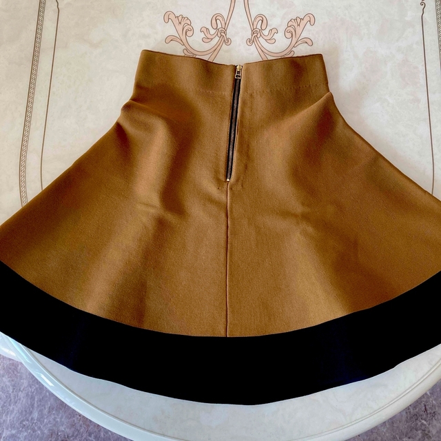 FONCE(フォンセ)のFONCE フォンセ アバハウス スカート レディースのスカート(ひざ丈スカート)の商品写真