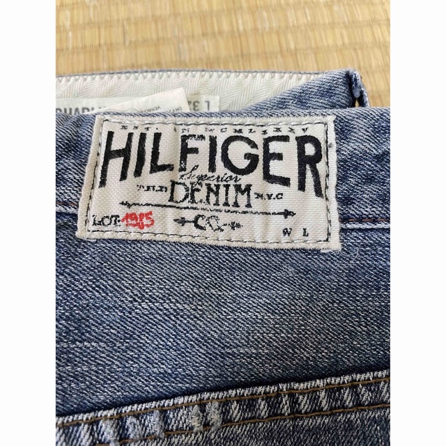 TOMMY HILFIGER(トミーヒルフィガー)の10 チュニジア製 トミーヒルフィガー ダメージ、リペア加工デニム サイズ34 メンズのパンツ(デニム/ジーンズ)の商品写真