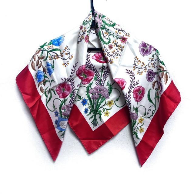 最大95%OFFクーポン 極美品 グッチ GUCCI スカーフ フラワー 花束
