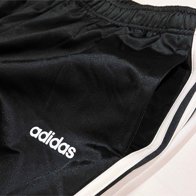 adidas(アディダス)のアディダス ジャージ上下セット セットアップ トラックスーツ 黒 adidas メンズのトップス(ジャージ)の商品写真