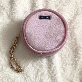 ミュウミュウ(miumiu)のミュウミュウ　miumiu ポーチ(ポーチ)