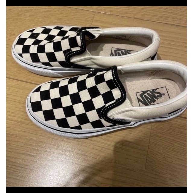 VANS(ヴァンズ)のvans スリッポン　19cm チェッカー キッズ/ベビー/マタニティのキッズ靴/シューズ(15cm~)(スリッポン)の商品写真