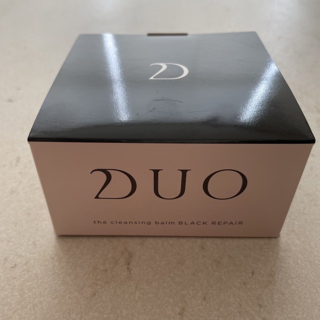 DUO(デュオ)のクレンジングバーム　DUO ブラックリペア　90g コスメ/美容のスキンケア/基礎化粧品(クレンジング/メイク落とし)の商品写真