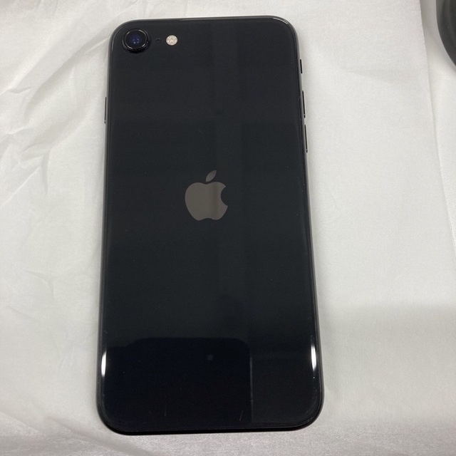 Apple iPhone SE2 本体のみ GB SIMフリーの通販 by beerarrow's