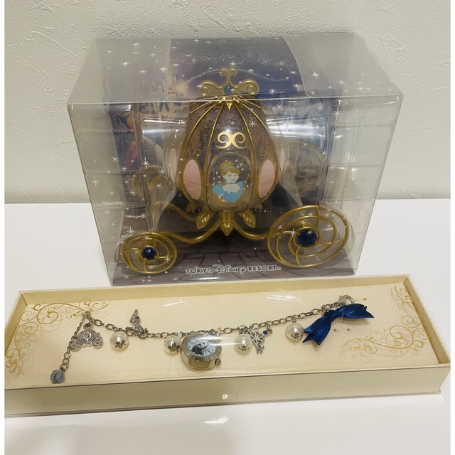 Disney - シンデレラ 馬車 小物入れ 時計 セットの通販 by Disney - シンデレラ 馬車 小物入れ 時計 セットの通販 by