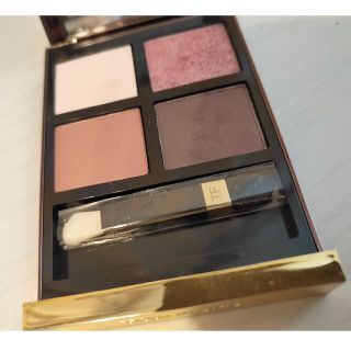 トムフォード(TOM FORD)のトムフォード アイカラークォード 30  INSOLENT ROSE(アイシャドウ)