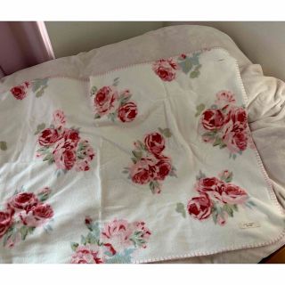 ローラアシュレイ ブランケットの通販 100点以上 | LAURA ASHLEYを買う ローラアシュレイ ブランケットの通販 100点以上 | LAURA ASHLEYを買う