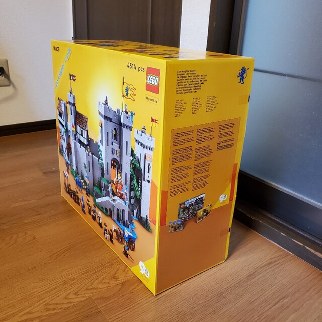 Lego(レゴ)の新品未開封品 レゴ ライオン騎士の城 10305 正規品 Lego エンタメ/ホビーのおもちゃ/ぬいぐるみ(模型/プラモデル)の商品写真