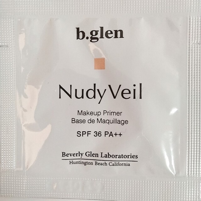b.glen(ビーグレン)のb.glen ビーグレン　ヌーディーヴェール　サンプル コスメ/美容のベースメイク/化粧品(化粧下地)の商品写真