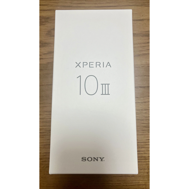 Xperia(エクスペリア)のXperia 10 III ピンク　新品未使用品 スマホ/家電/カメラのスマートフォン/携帯電話(スマートフォン本体)の商品写真