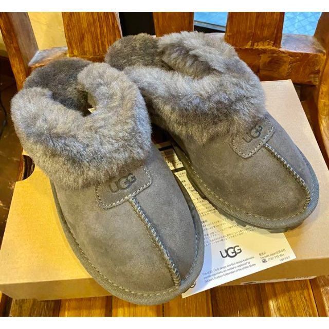 UGG(アグ)の完売しました。。。✨②展示品✨24～24.5✨UGG✨Coquette✨コケット レディースの靴/シューズ(サンダル)の商品写真