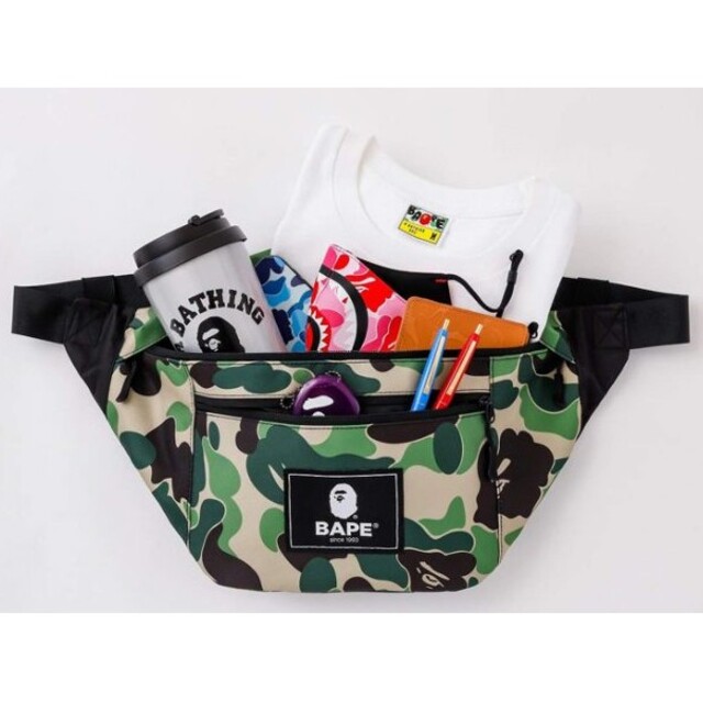 A BATHING APE(アベイシングエイプ)のA BATHING APE 迷彩 ボディバッグ メンズのバッグ(ボディーバッグ)の商品写真