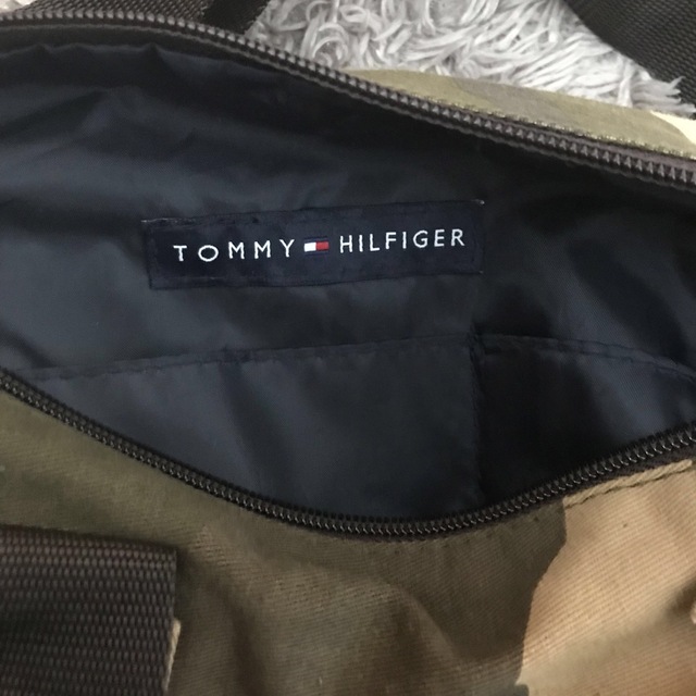 TOMMY HILFIGER(トミーヒルフィガー)のTOMMY HILFIGER バッグ　値下げ！ レディースのバッグ(ボディバッグ/ウエストポーチ)の商品写真