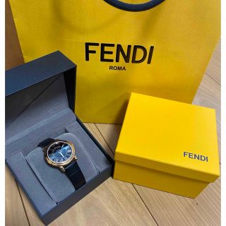 フェンディクラシコラウンド　フェンディ　時計　FENDI 25400L 腕時計