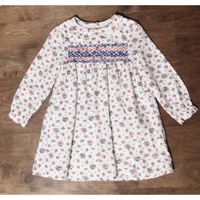 Boden(ボーデン)のミニボーデン　丸襟花柄ワンピース　98cm キッズ/ベビー/マタニティのキッズ服女の子用(90cm~)(ワンピース)の商品写真