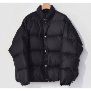 comoli DOWN JACKET サイズ3(ダウンジャケット)