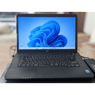 エヌイーシー(NEC)のCorei7  高速SSD起動　NECノート  デザイナー向き (ノートPC)