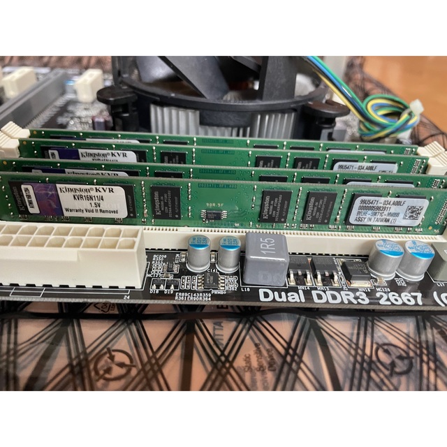 i5 3570k Z77 DDR3 4gb×4 16gb 1