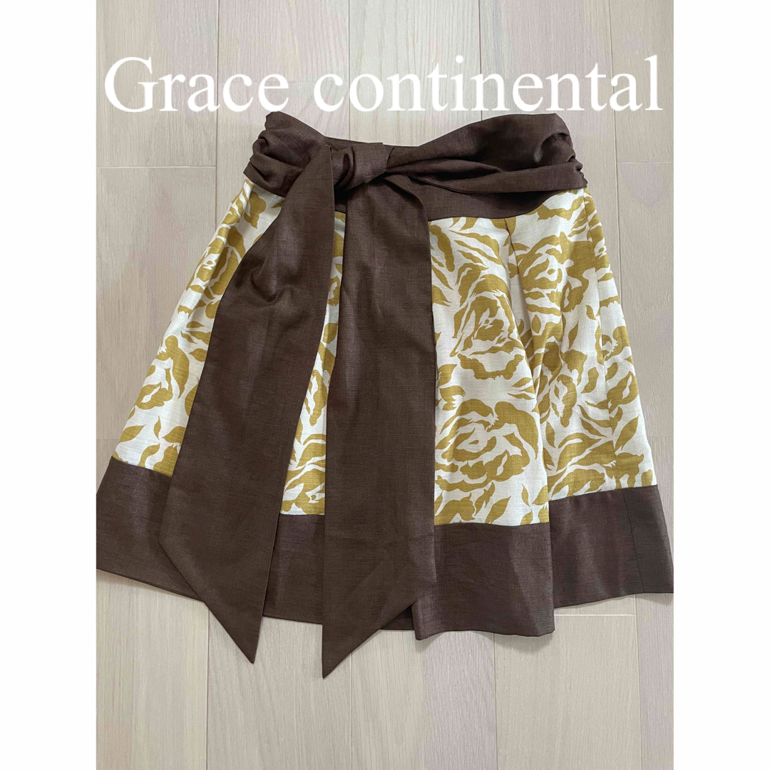 GRACE CONTINENTAL(グレースコンチネンタル)のグレースコンチネンタル　スカート　薔薇　リボン　美品 レディースのスカート(ひざ丈スカート)の商品写真