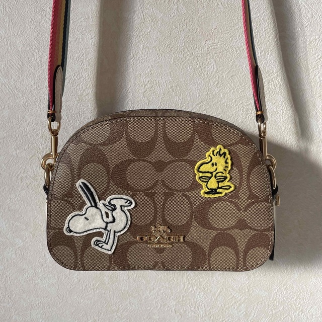 新品 コーチショルダーバッグ　スヌーピー COACH