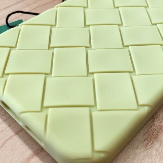 【新品未使用】BOTTEGA VENETA iphoneケース12proMAX
