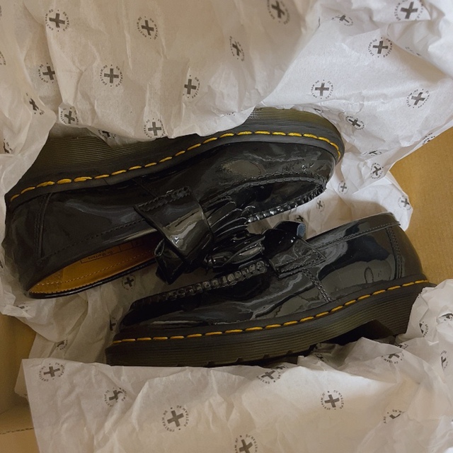 Dr.Martens(ドクターマーチン)の【美品】エナメルローファー レディースの靴/シューズ(ローファー/革靴)の商品写真