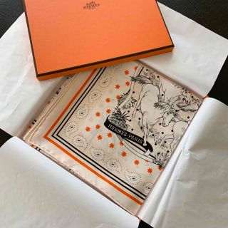 エルメス(Hermes)の✨本日限定お値下✨激レア✨パリ本店限定カラー✨エルメス カレ55 野生馬 新品(バンダナ/スカーフ)