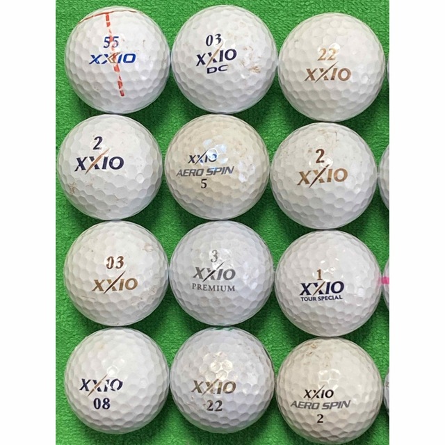 XXIO(ゼクシオ)のゴルフボール ロストボール ゼクシオ グレード各種 24球 12/9 スポーツ/アウトドアのゴルフ(その他)の商品写真