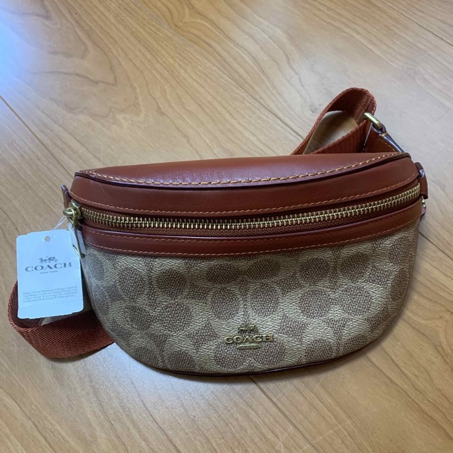 COACH(コーチ)のコーチ ボディバック ウエストポーチ レディースのバッグ(ボディバッグ/ウエストポーチ)の商品写真