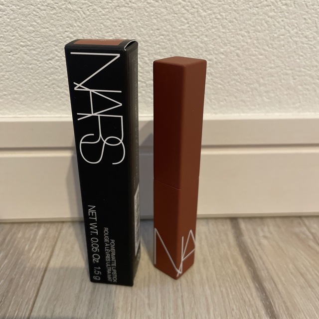 NARS(ナーズ)のNARS パワーマット リップスティック 101 コスメ/美容のベースメイク/化粧品(口紅)の商品写真