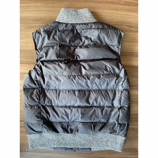 Paul Stuart - 【新品・未使用‼️】Paul Stuartダウンベストの通販 by