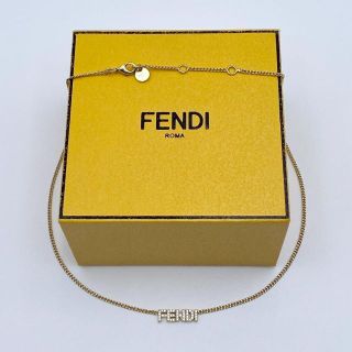 【新品同様・定価6万6千・大人気】フェンディ レディース ネックレス ペンダント