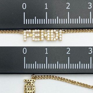 【新品同様・定価6万6千・大人気】フェンディ レディース ネックレス ペンダント