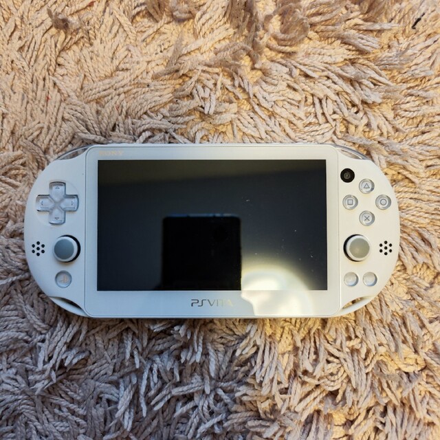 PlayStation Vita(プレイステーションヴィータ)のPlayStation Vita FF X/X2 HDドラクエビルダーズ エンタメ/ホビーのゲームソフト/ゲーム機本体(携帯用ゲーム機本体)の商品写真