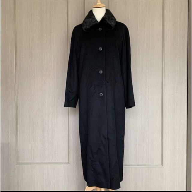 Max Mara(マックスマーラ)の240番 美品 高級 ミアカーナ 伊勢丹 カシミアロングコート　ファー レディースのジャケット/アウター(ロングコート)の商品写真