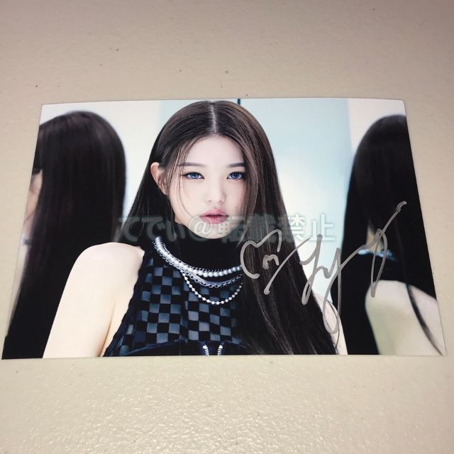 IVE ウォニョン 直筆サイン「ELEVEN」スチール写真の通販 by て IVE ウォニョン 直筆サイン「ELEVEN」スチール写真の通販 by て