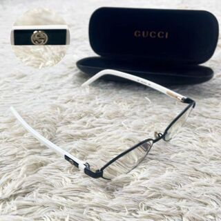 グッチ(Gucci)の美品✨GUCCI メガネ インターロッキング GG ホワイト 度入り ケース付き(サングラス/メガネ)