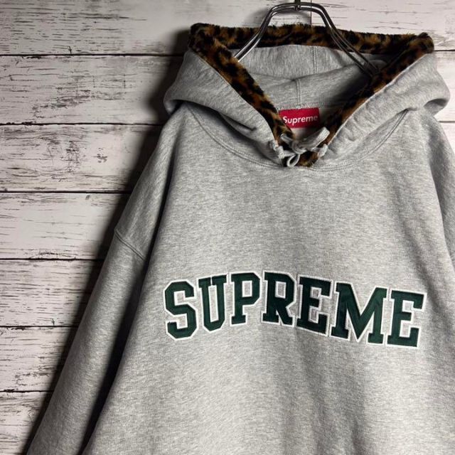 SUPREME ヒョウ柄 パーカー