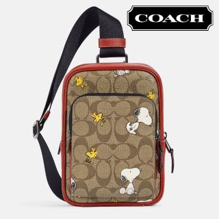 COACH　スヌーピー　シグネチャー　ボディバッグ