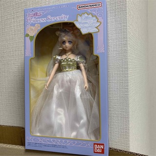 セーラームーンミュージアム　スタイルドール　銀髪　プリンセスセレニティ　人形