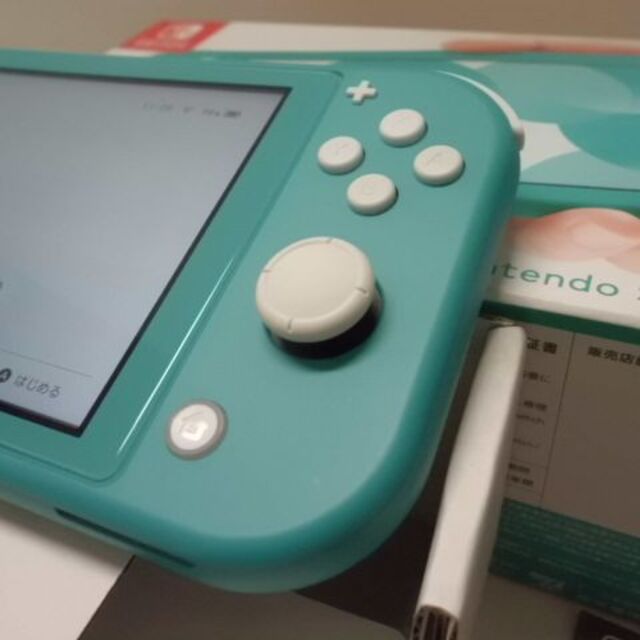 Nintendo Switch(ニンテンドースイッチ)のYuSakura様専用NintendoSwitch Lite Turquoise エンタメ/ホビーのゲームソフト/ゲーム機本体(携帯用ゲーム機本体)の商品写真