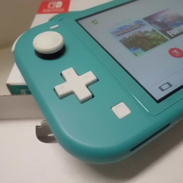 Nintendo Switch(ニンテンドースイッチ)のYuSakura様専用NintendoSwitch Lite Turquoise エンタメ/ホビーのゲームソフト/ゲーム機本体(携帯用ゲーム機本体)の商品写真