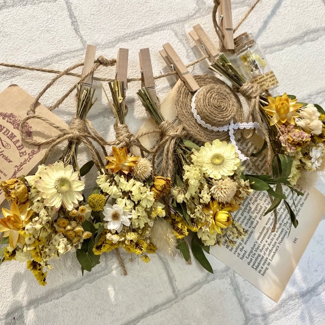 ドライフラワー スワッグ ガーランド❁728クリスマス プレゼント 黄色 花束 ハンドメイドのフラワー/ガーデン(ドライフラワー)の商品写真