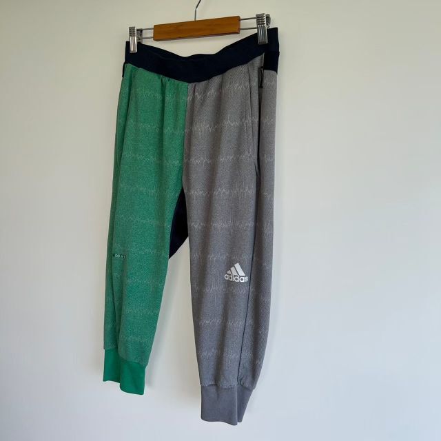 adidas(アディダス)のadidas アディダス ストレッチ パンツ トレーニング 紐パン S レディースのパンツ(サルエルパンツ)の商品写真