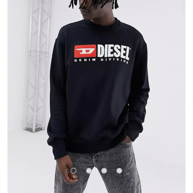 DIESEL(ディーゼル)のDIESEL  新品未使用　XXL　スウェット　ビッグサイズ　黒　ディーゼル メンズのトップス(スウェット)の商品写真