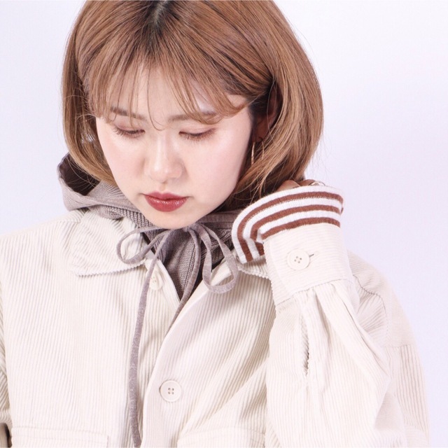 バラクラバ　ベージュフード　マフラー　ネックウォーマー　韓国　カスタネ　ベージュ レディースのファッション小物(ネックウォーマー)の商品写真