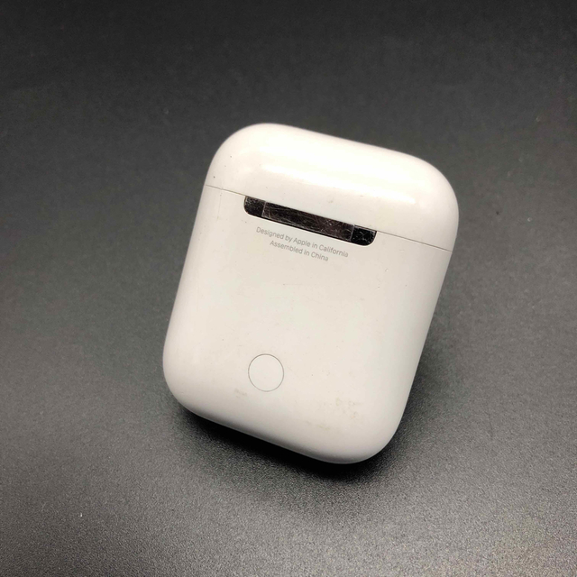 Apple - 即決 純正 Apple アップル AirPods エアポッズ 第1世代 Apple - 即決 純正 Apple アップル AirPods エアポッズ 第1世代