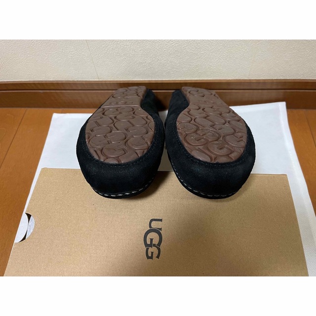 UGG(アグ)の【nたむ様専用】UGG【 24㎝】モカシンANSLEY レディースの靴/シューズ(スリッポン/モカシン)の商品写真