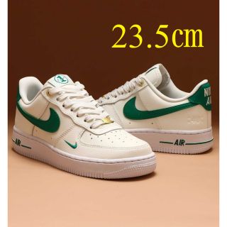 ナイキ(NIKE)の【新品】NIKE WMNS AIR FORCE 1 ’07 SE 40周年(スニーカー)