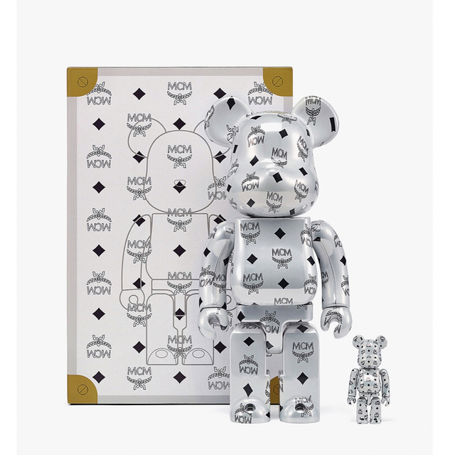 BE@RBRICK MCM WHITE CHROME 100％ & 400％